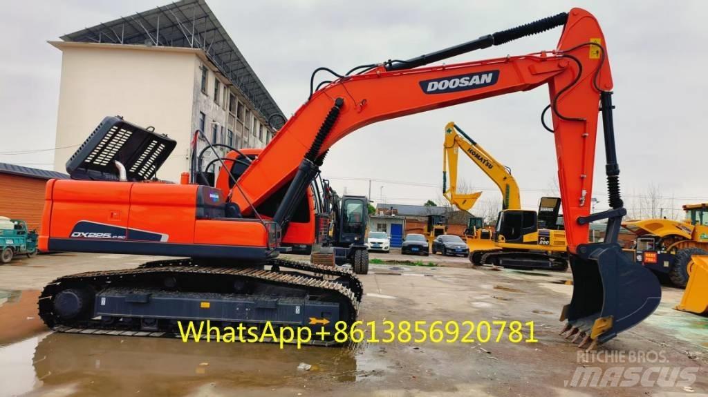 Doosan DX 225 Paletli ekskavatörler