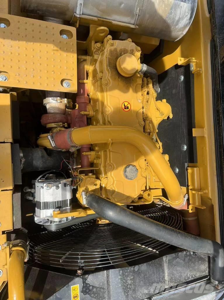 CAT 325d Paletli ekskavatörler
