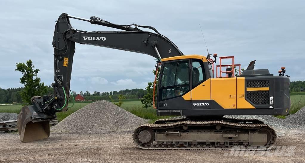 Volvo EC 220 E Paletli ekskavatörler