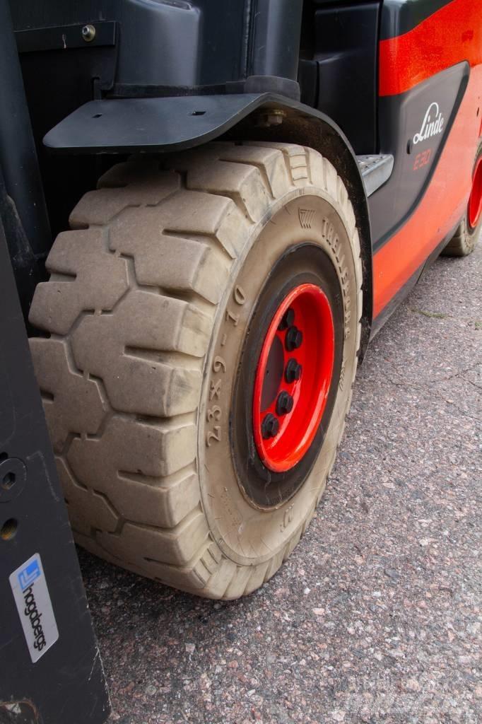 Linde E30-01 Elektrikli forkliftler