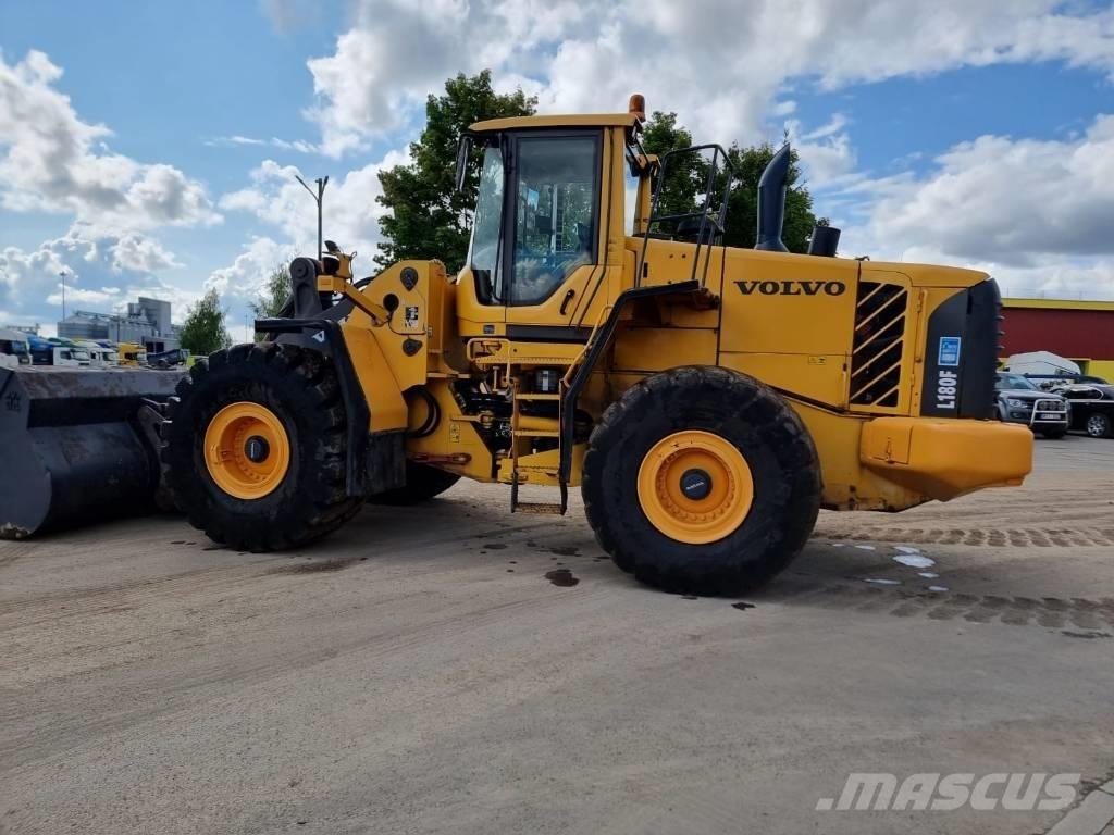 Volvo L 180 F Tekerlekli yükleyiciler