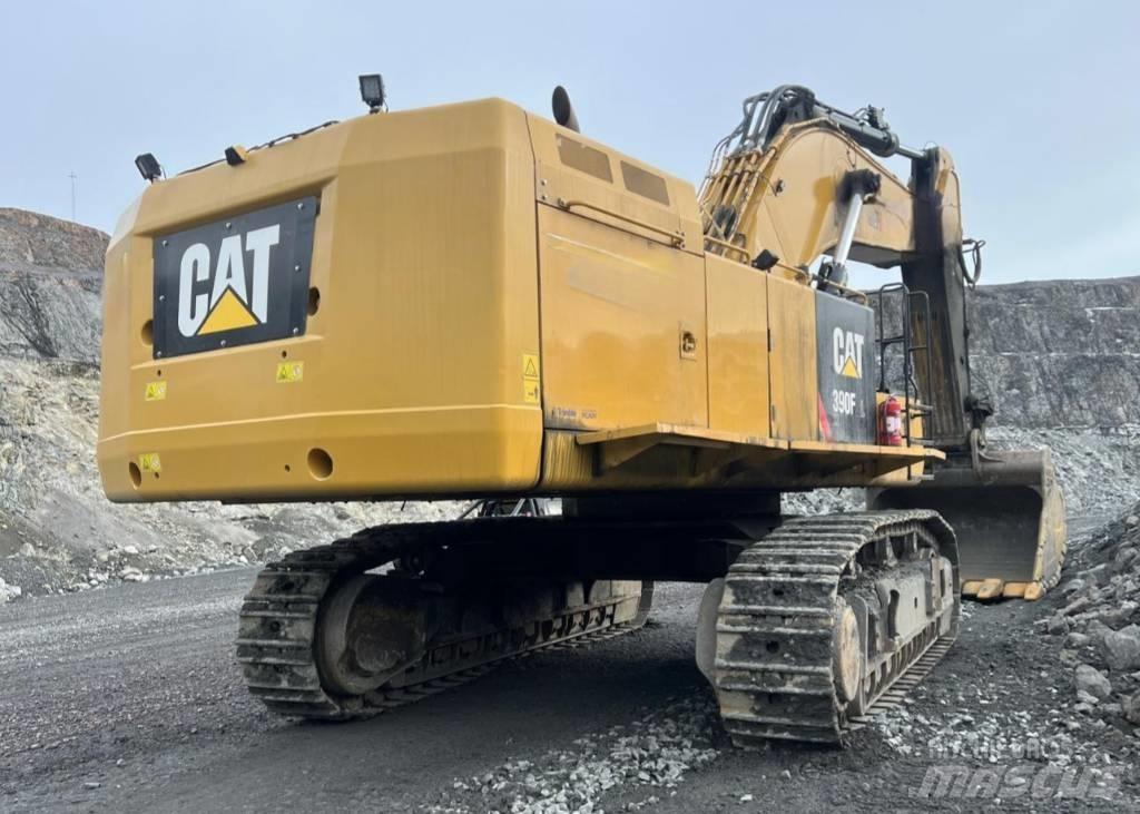 CAT 390 F Paletli ekskavatörler