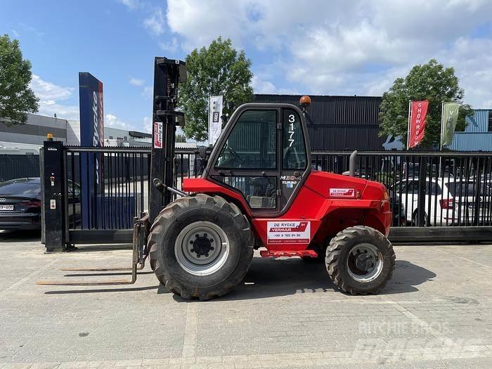 Manitou M30-4 Arazi tipi forklift