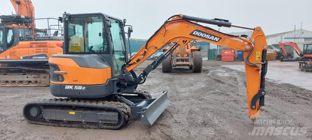 Doosan DX 50 Z Paletli ekskavatörler