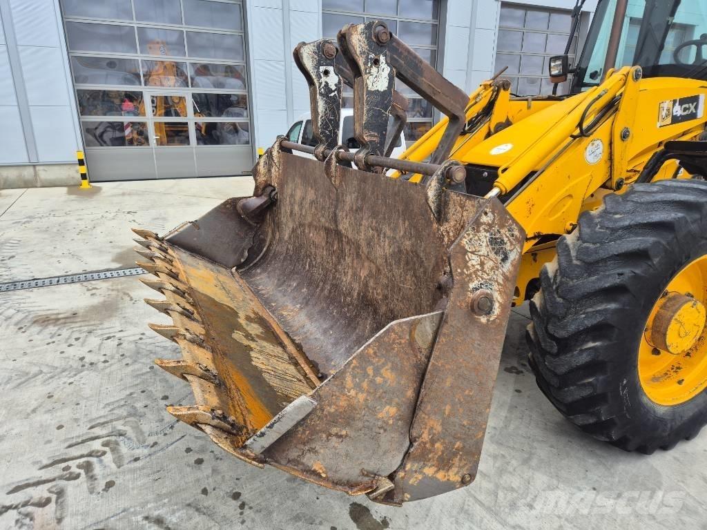 JCB 4CX Kazıcı yükleyiciler - beko loder