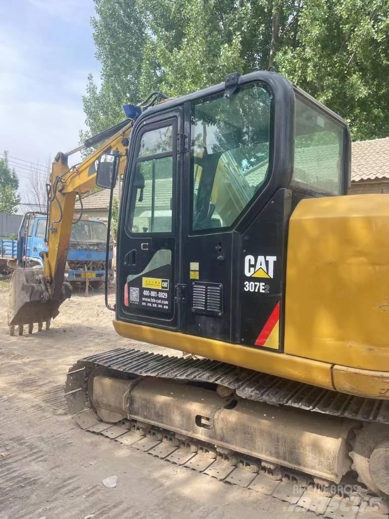 CAT 307 E2 Paletli ekskavatörler