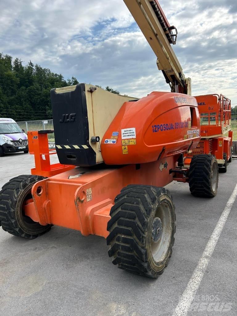 JLG 800 AJ Körüklü personel platformları