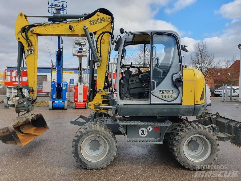 Wacker Neuson EW100 Lastik tekerli ekskavatörler