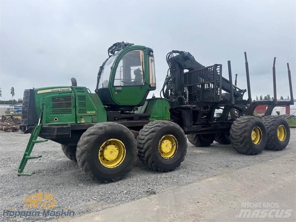 John Deere 1910E Tomruk yükleyici traktörler