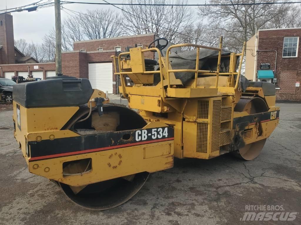 CAT CB 534 Çift tamburlu silindirler