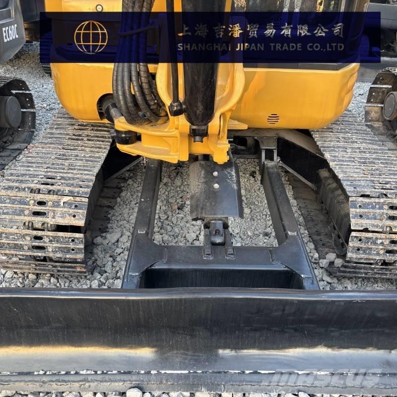 CAT 304 Mini ekskavatörler, 7 tona dek