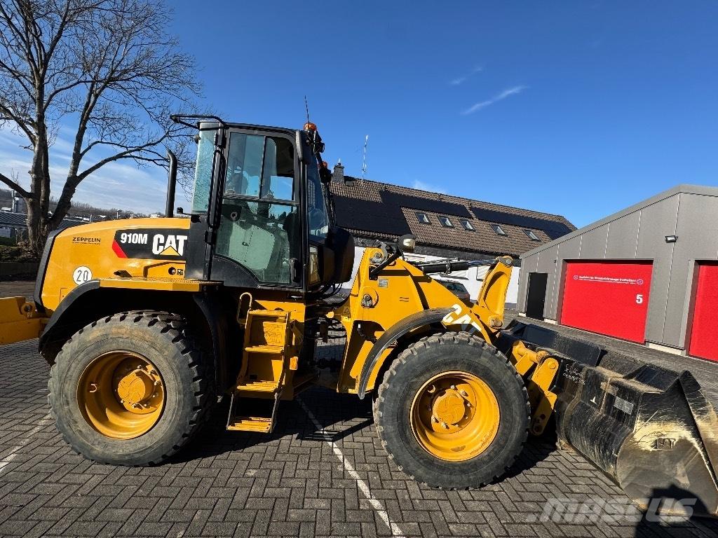 CAT 910M Tekerlekli yükleyiciler