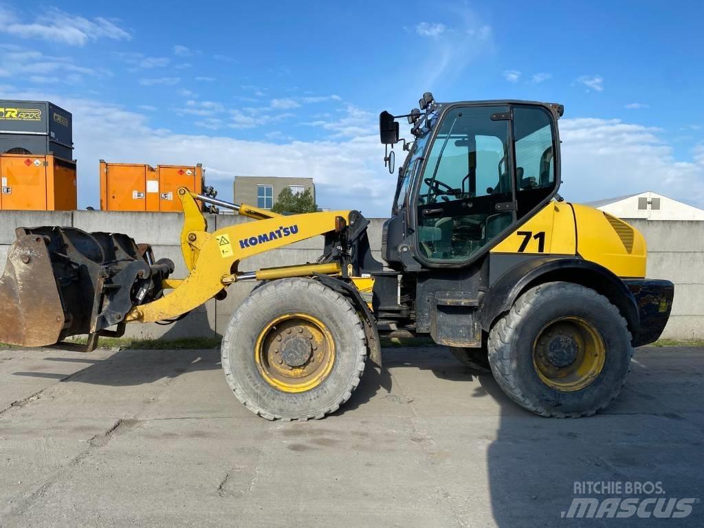 Komatsu WA 100 M-5 Tekerlekli yükleyiciler
