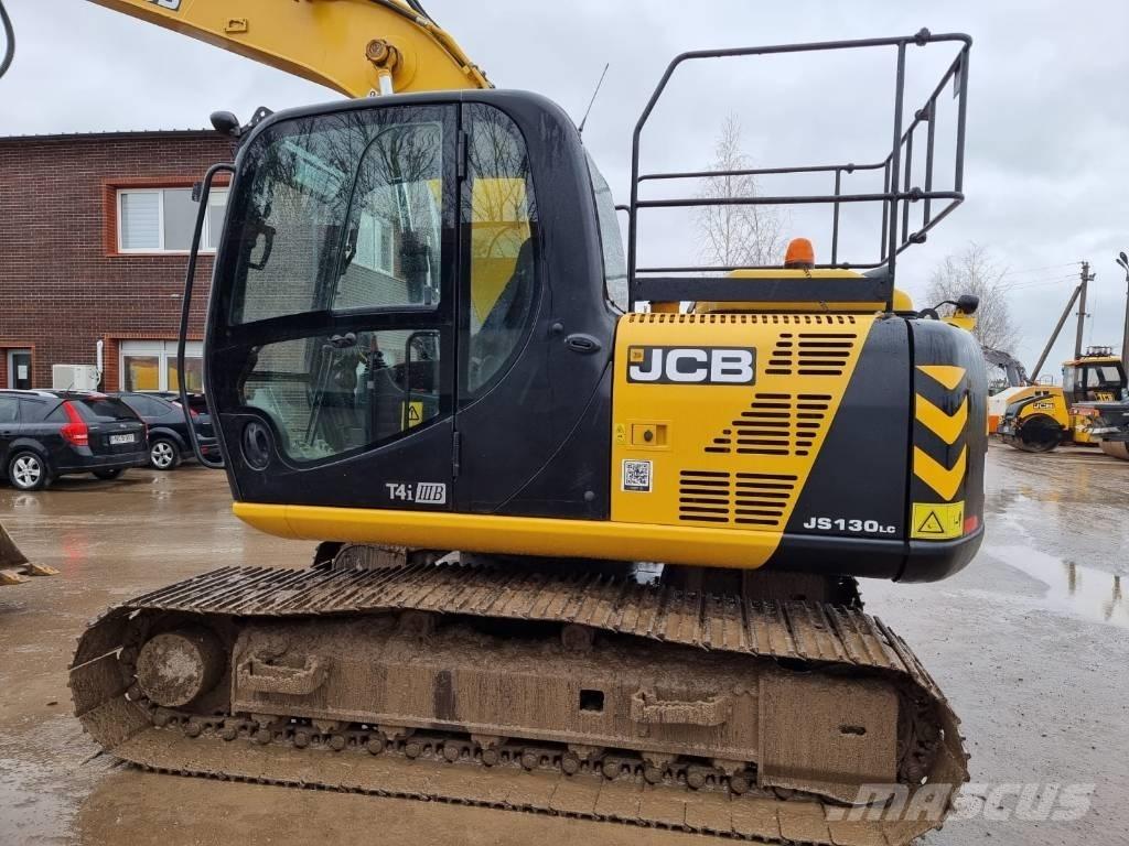 JCB JS 130 LC Paletli ekskavatörler