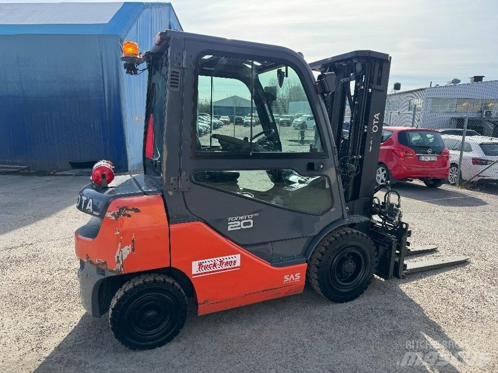 Toyota 06-8FD20F Dizel forkliftler