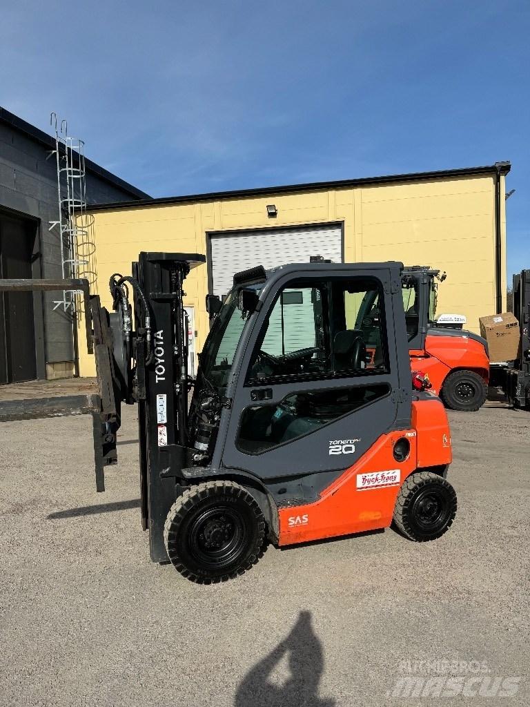 Toyota 06-8FD20F Dizel forkliftler
