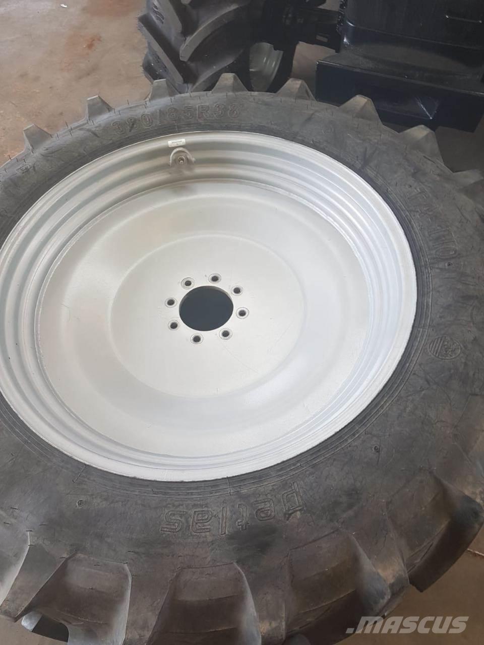 Petlas 380/85R38 Tekerlekler