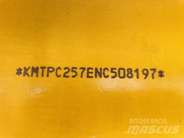 Komatsu PC 200 L Paletli ekskavatörler