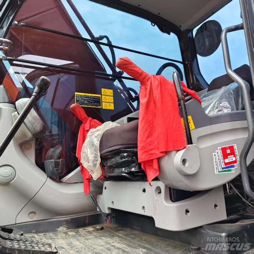 Hitachi ZX 210 Paletli ekskavatörler
