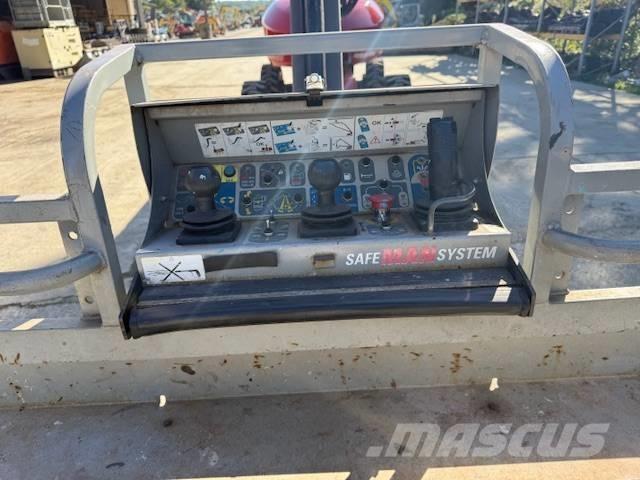 Manitou 280 TJ Teleskopik personel platformları