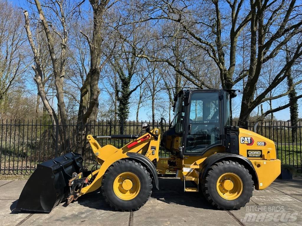 CAT 908 Tekerlekli yükleyiciler