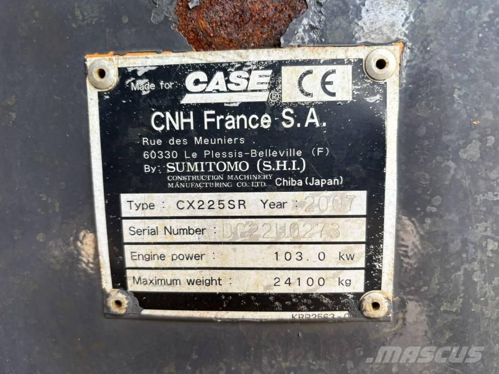 CASE CX 225 SR Paletli ekskavatörler