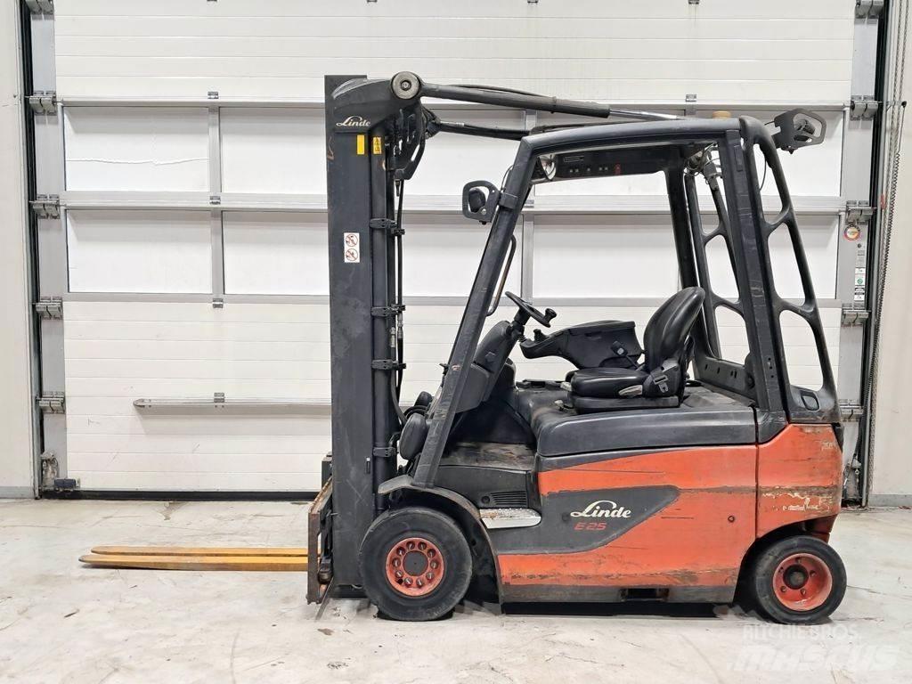 Linde E25-01 Elektrikli forkliftler