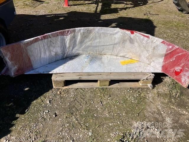 Strautmann WM2401D Mikser besleyiciler
