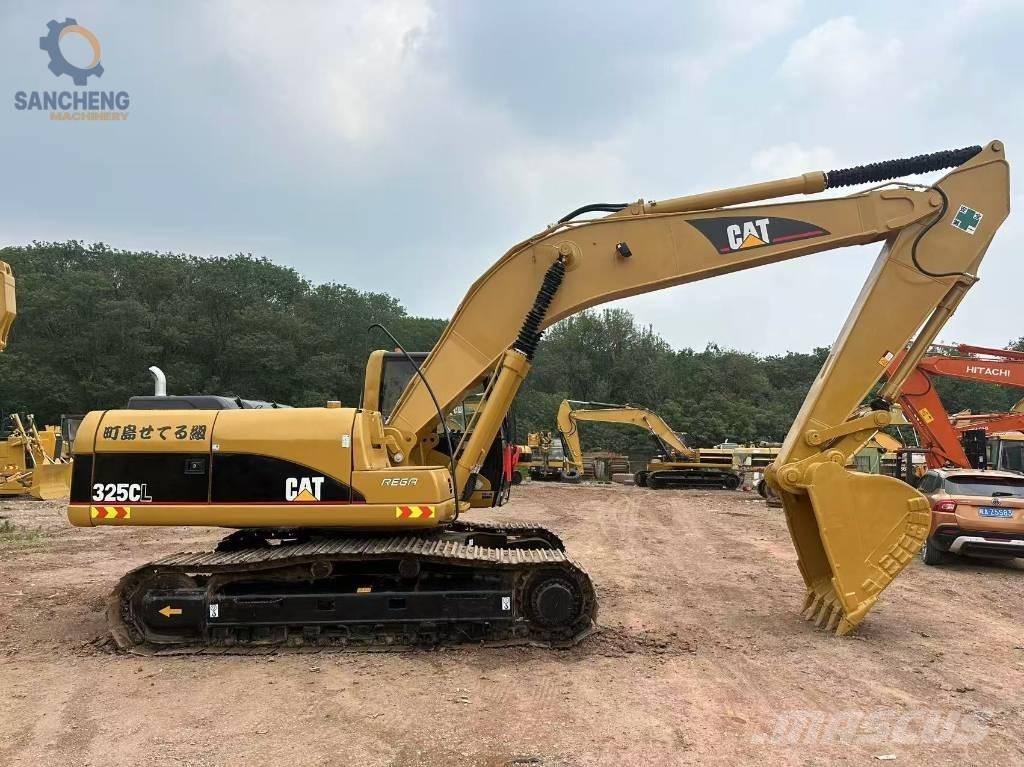 CAT 325 CL Paletli ekskavatörler