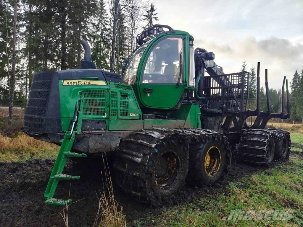 John Deere 1210 G Tomruk yükleyici traktörler