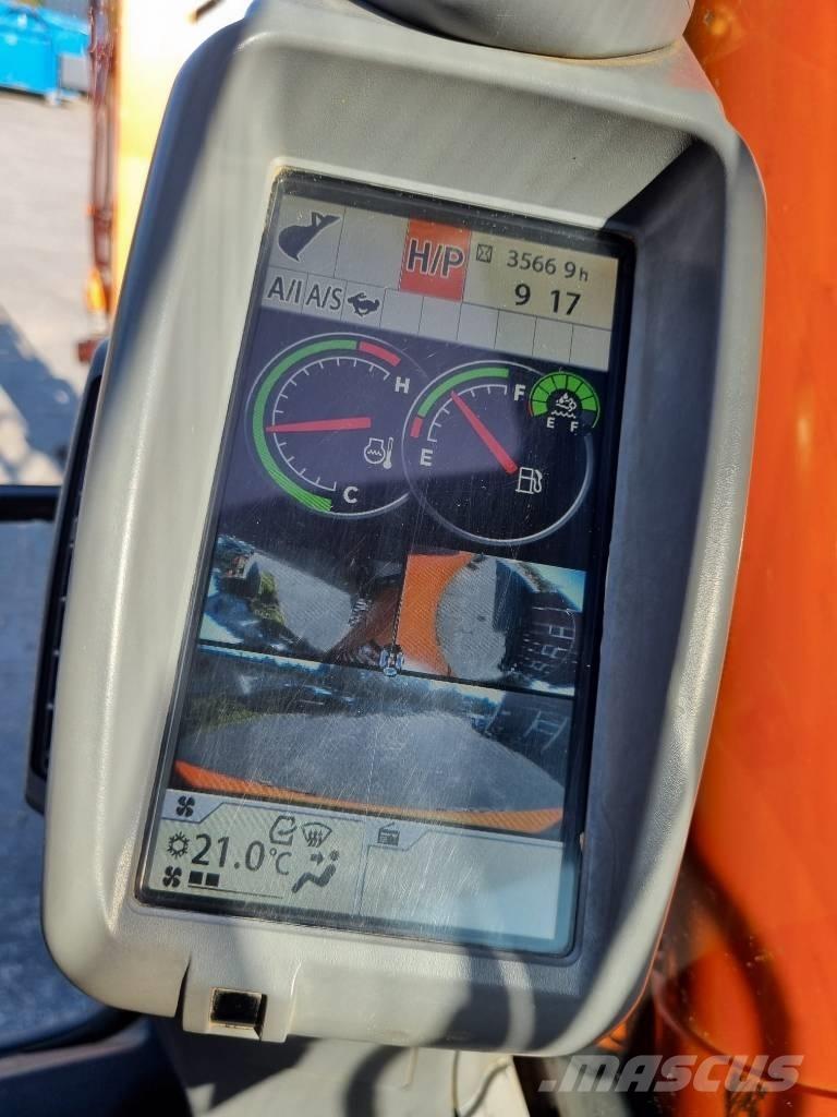 Hitachi ZX 135 US-6 Paletli ekskavatörler