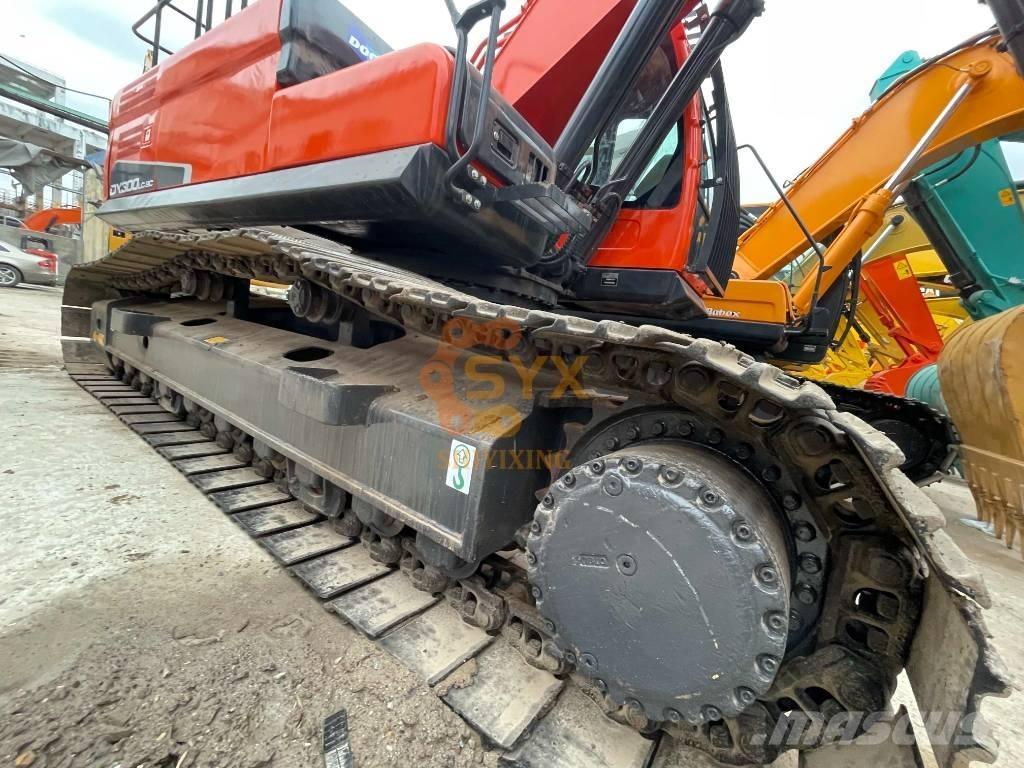 Doosan DX 300LCA Paletli ekskavatörler