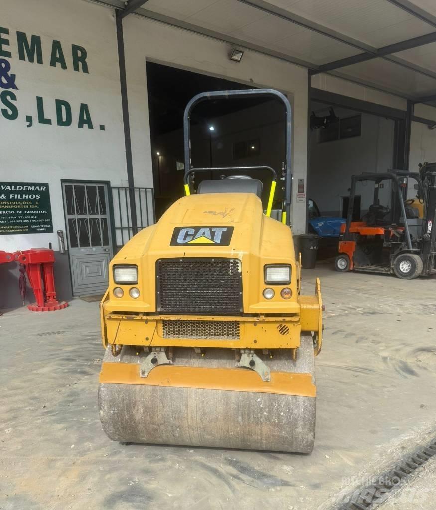 CAT CB 24 B, CB24 Çift tamburlu silindirler
