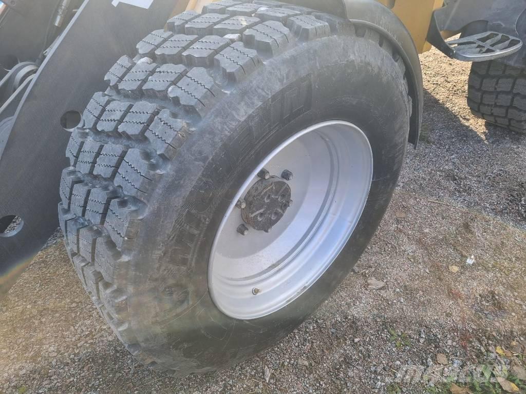 Volvo L25F Skid steer loderler