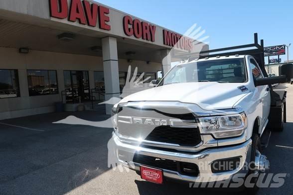 RAM 3500 HD Flatbed kamyonlar