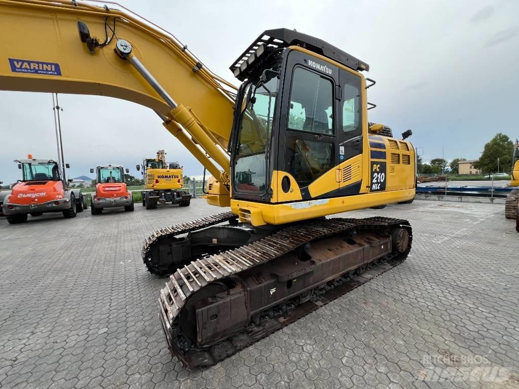 Komatsu PC210NLC-11 Paletli ekskavatörler
