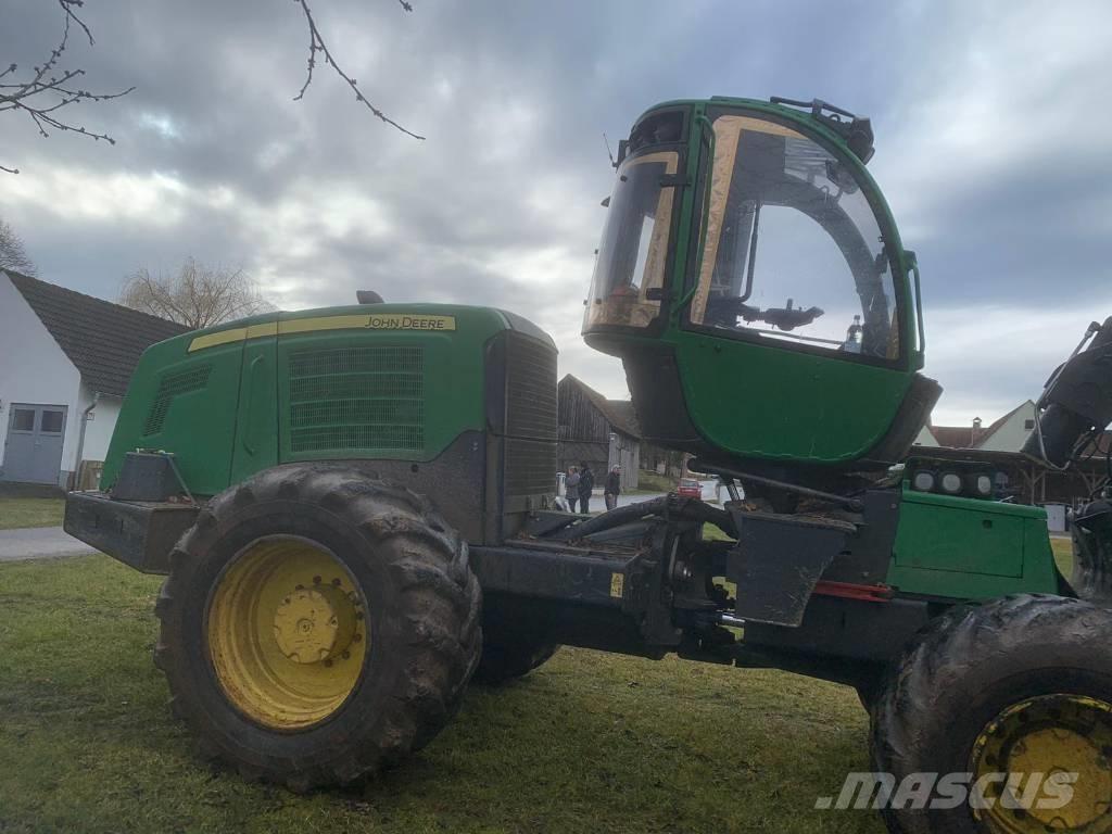 John Deere 1470 E Biçerdöverler