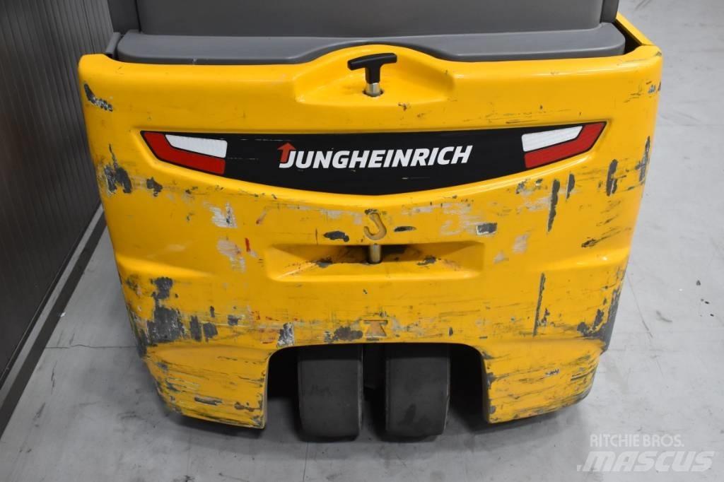 Jungheinrich EFG 220 Elektrikli forkliftler