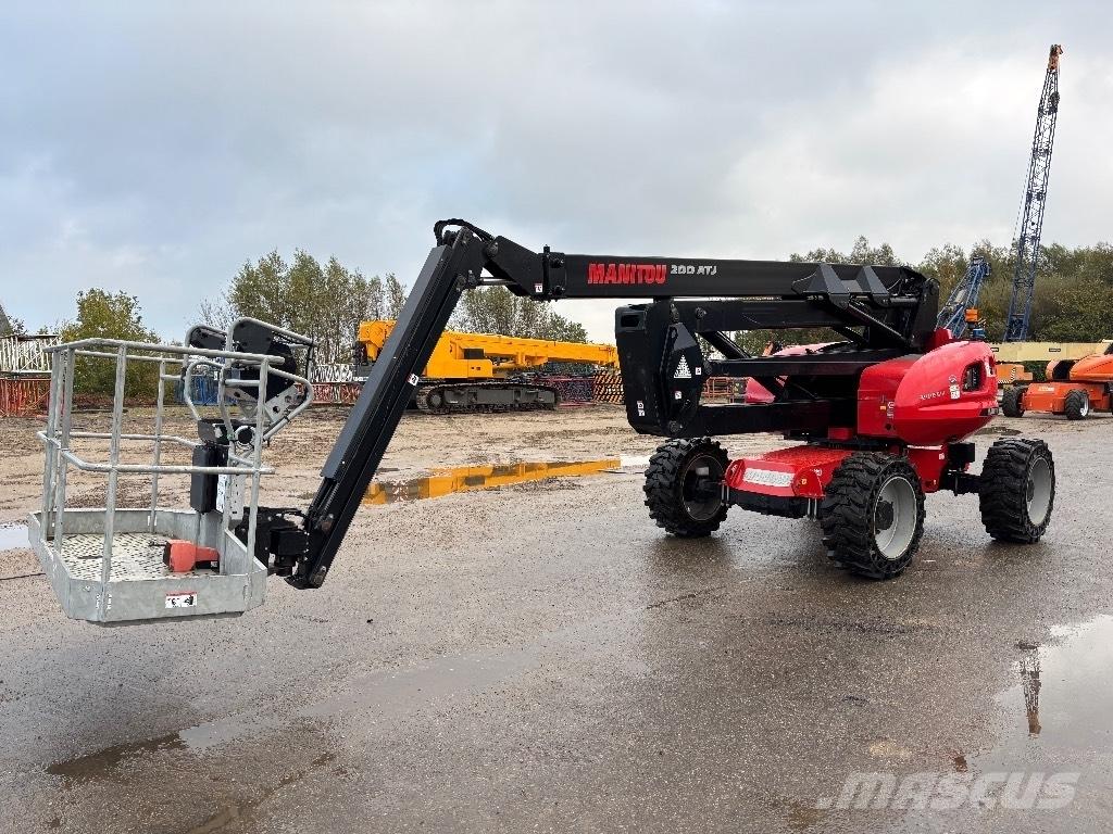 Manitou 200 ATJ RC Körüklü personel platformları