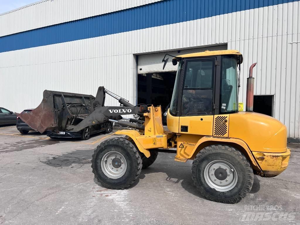 Volvo L 30 B Tekerlekli yükleyiciler