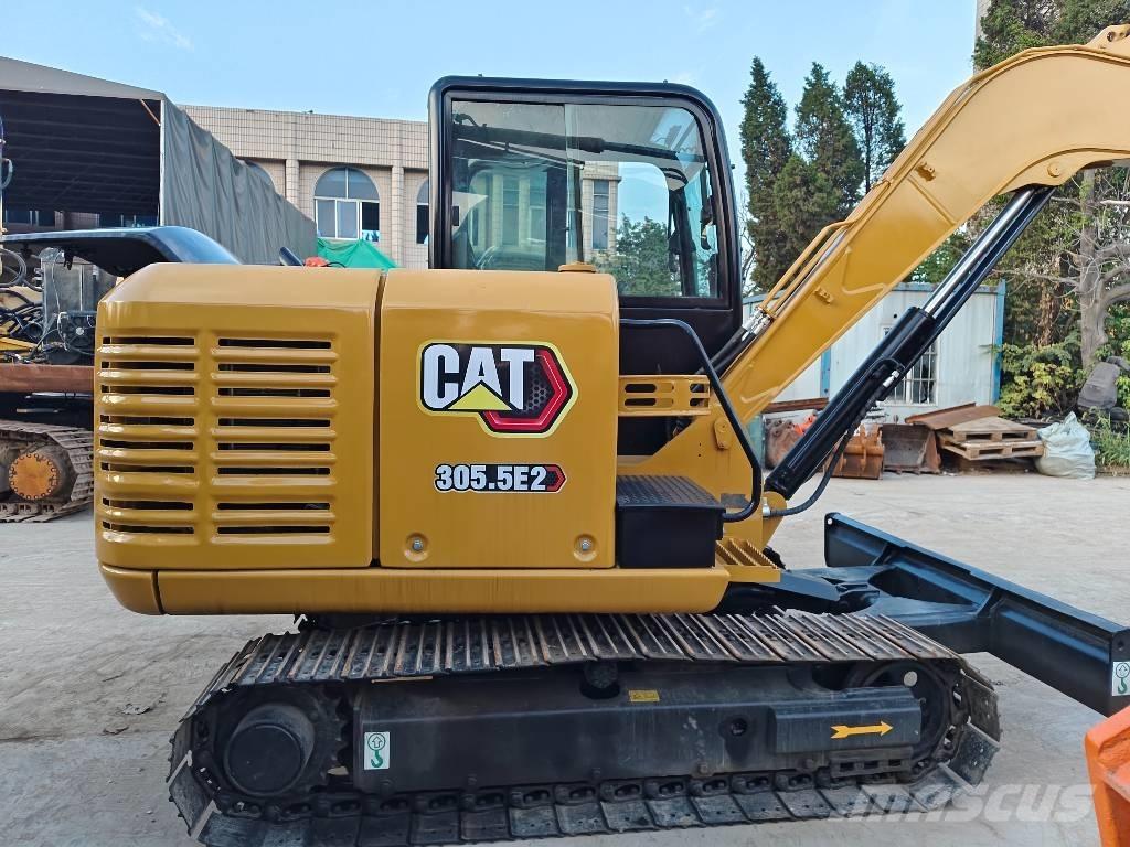CAT 305.5 Mini ekskavatörler, 7 tona dek