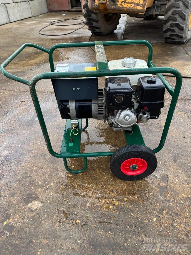 Harrington 3.8KVA Benzinli Jeneratörler