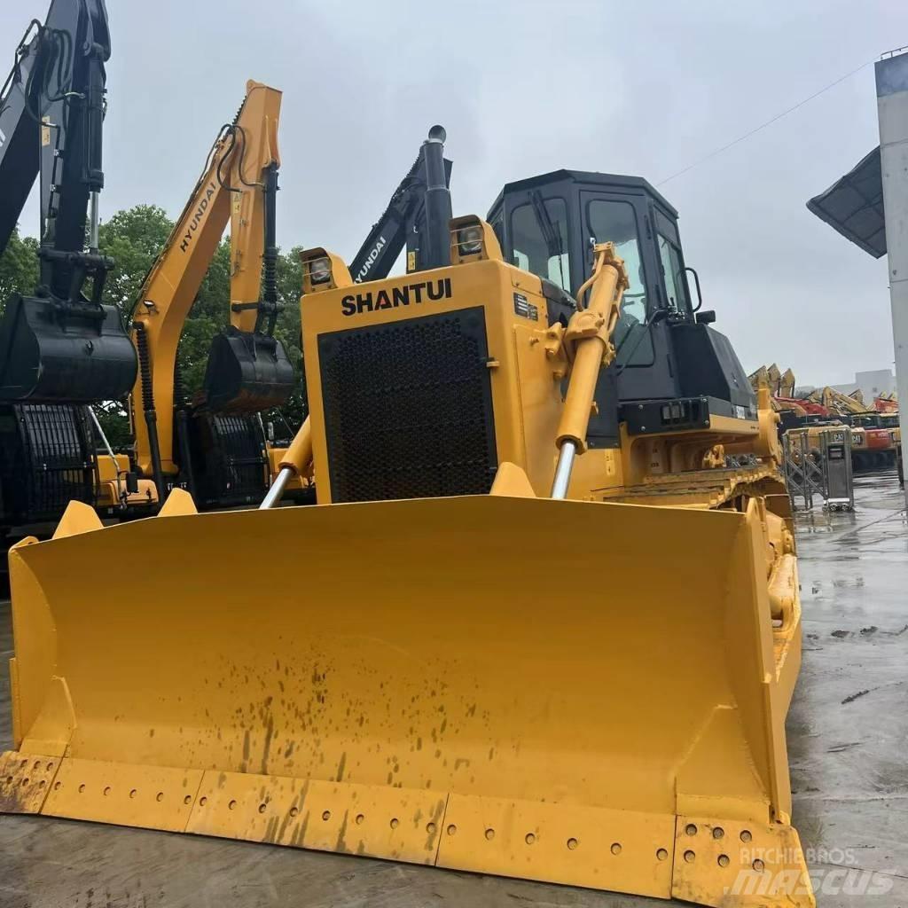 Shantui SD22 Paletli dozerler
