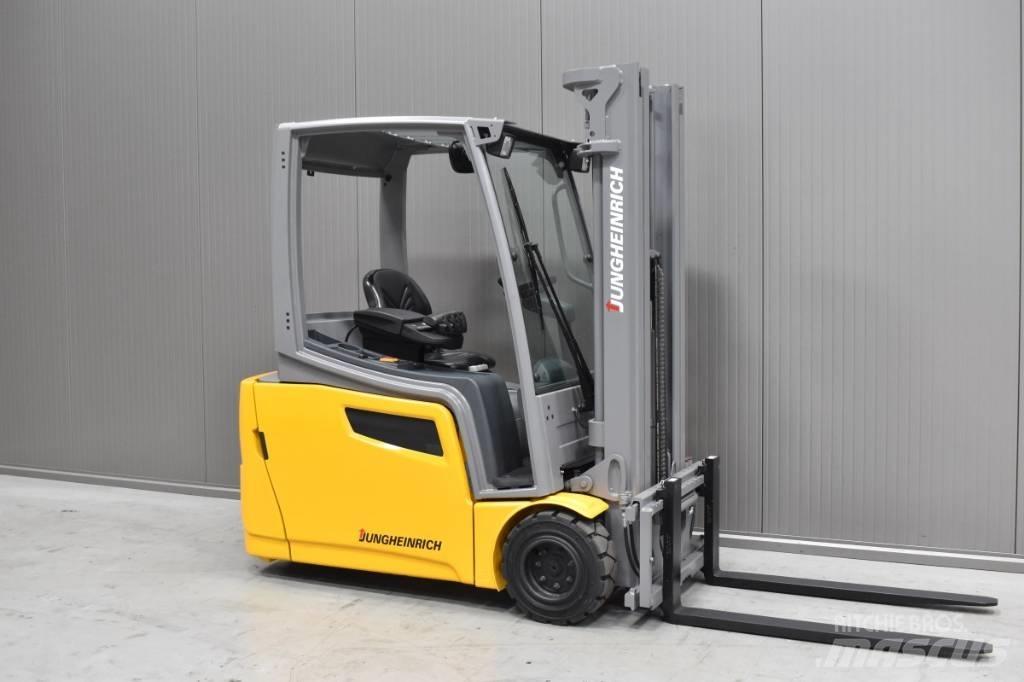 Jungheinrich EFG 220 Elektrikli forkliftler