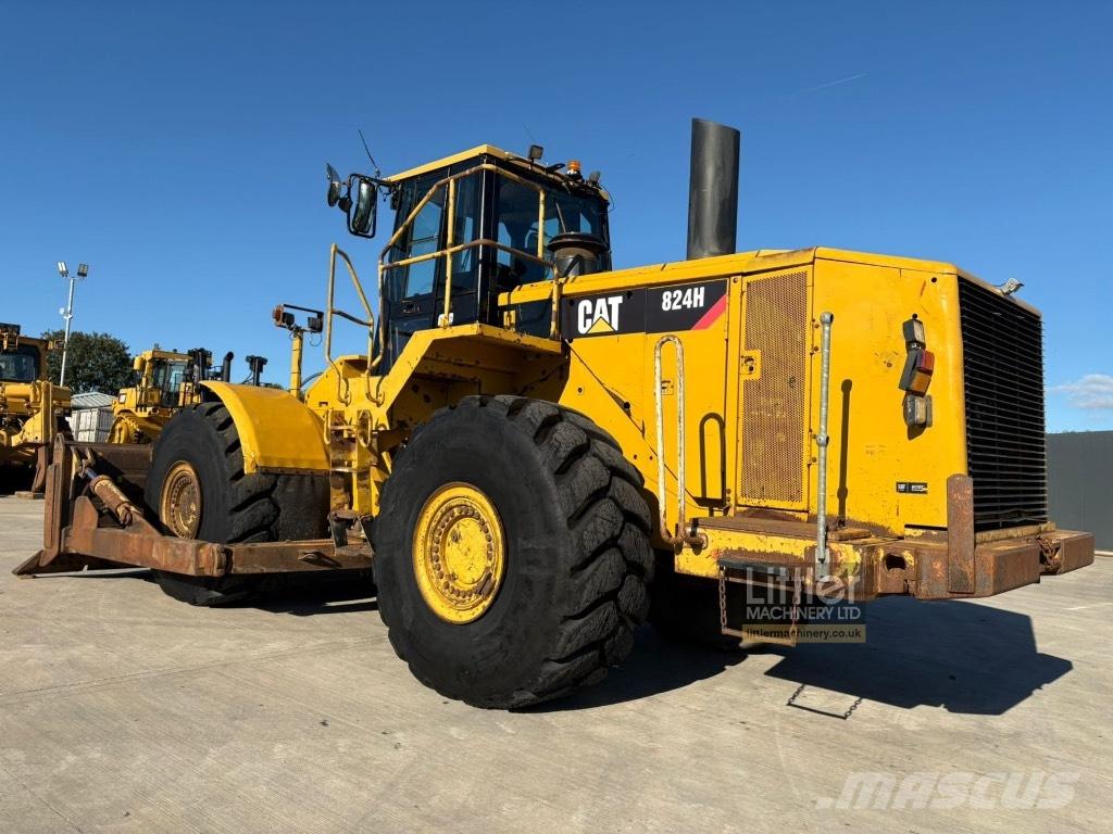 CAT 824 H Tekerlekli dozerler