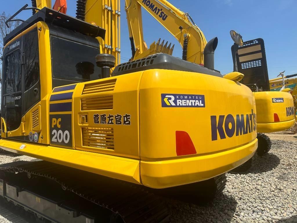Komatsu PC 200-8 Paletli ekskavatörler