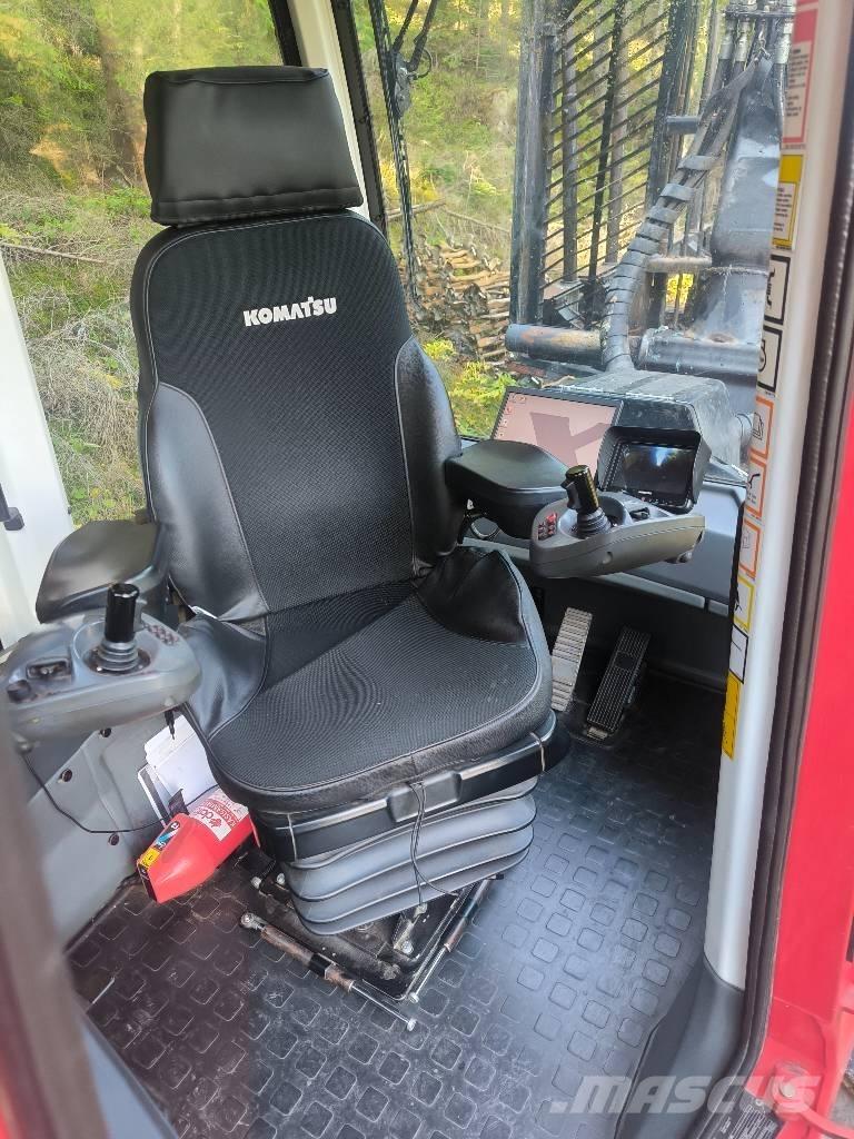 Komatsu 845 Tomruk yükleyici traktörler