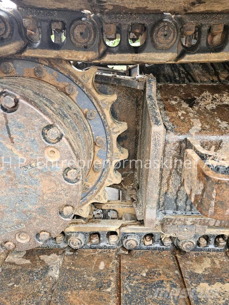 Hitachi ZX 135 US-7 Paletli ekskavatörler