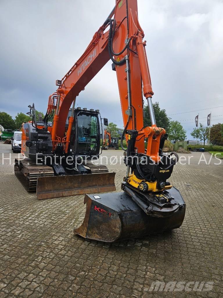 Hitachi ZX 135 US-7 Paletli ekskavatörler