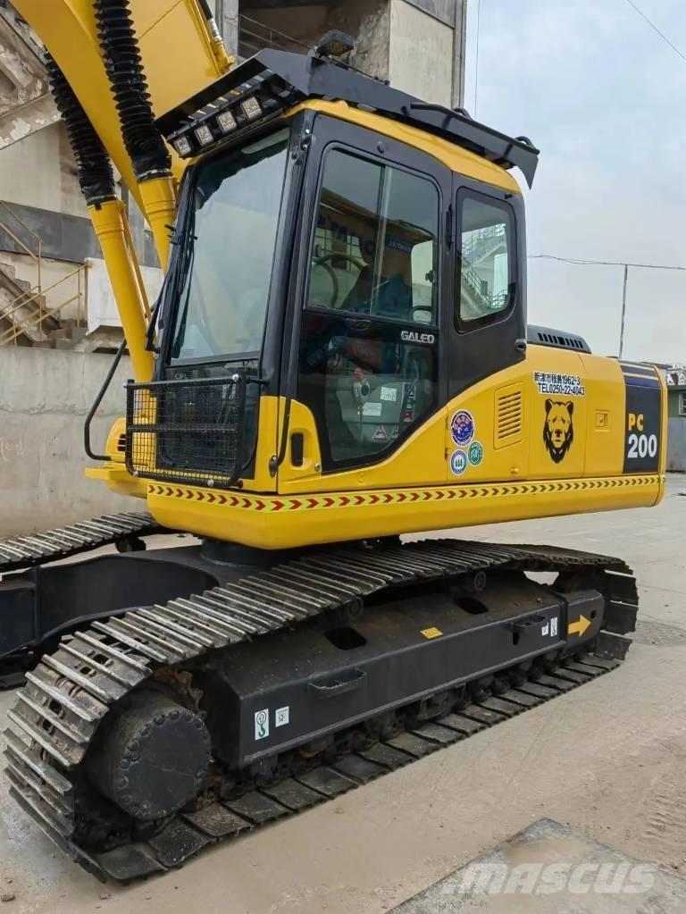 Komatsu PC 200-7L Paletli ekskavatörler